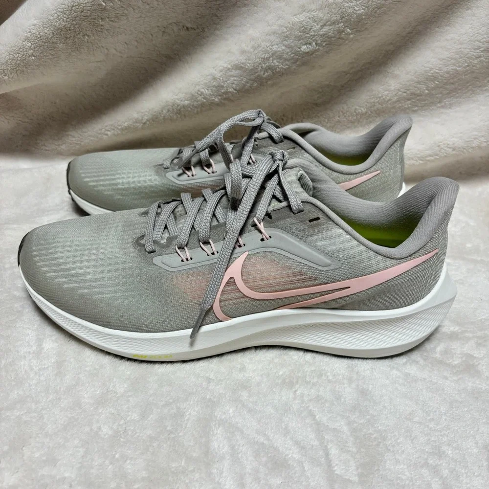 Nike Womens Air Zoom Pegasus 39 Running Shoes Size 10 Gray‎ Pink DH4072-003